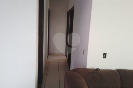Casa para venda em Ibaté/SP.