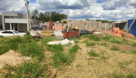 Terreno à venda no condomínio Residencial Villeneuve, São Carlos - SP