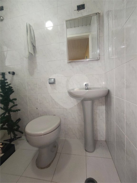 Excelente imóvel para locação comercial com 220m² e vaga no Anália Franco !!