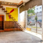 Casa em processo de reforma, com 208m², 2 dormitórios, 8 vagas, à venda no Tatuapé.