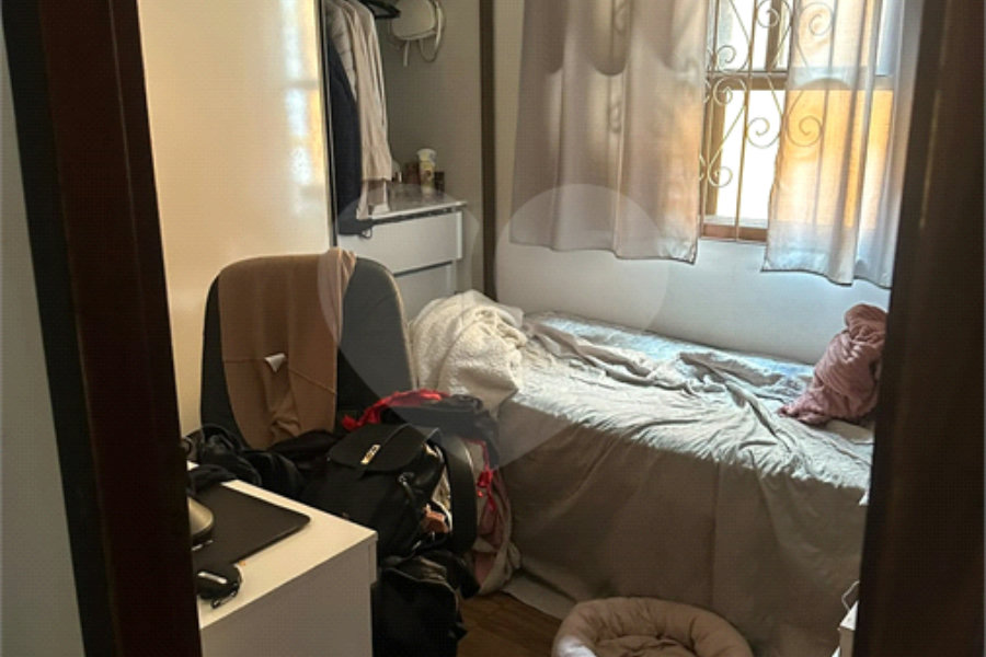 Sobrado com 4 Quartos à venda, 250m² - Jardim Líbano