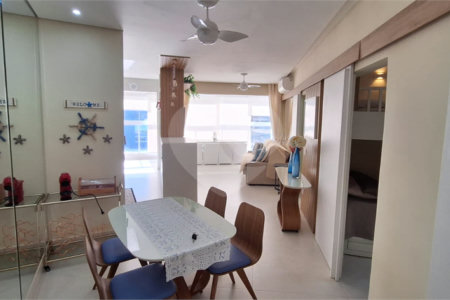 Oportunidade !! apartamento pé na areia de dois quartos !