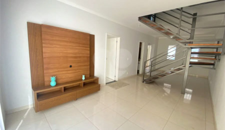 Casa para alugar com 3 quartos, sendo 1 suíte,  no condomínio Villagio Agua Branca, Piracicaba - SP