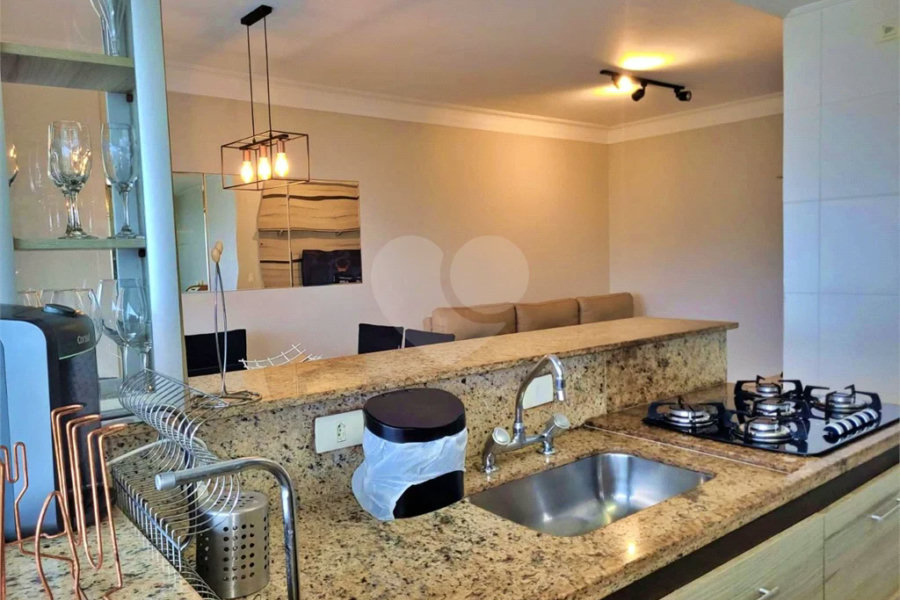 Apartamento à venda com 3 quartos, sendo 1 suíte, em Riviera de São Lourenço, Bertioga, SP
