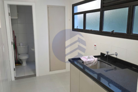 Apartamento à venda com 3 quartos, sendo 1 suíte, em Vila Andrade, São Paulo - SP