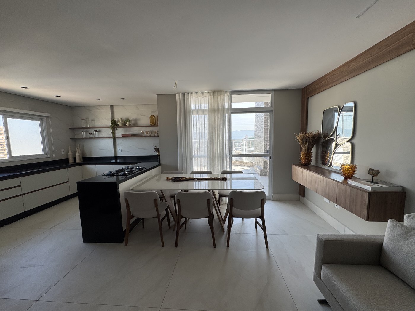 🏢 Cobertura Alto Padrão – Residencial Safira – Guilhermina – Praia Grande
