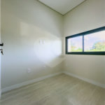 Indaiatuba - Condomínio Milano - Sobrado - 350 m² de terreno - 240 m² de área construída - 4 vagas de garagem, sendo 2 cobertas - Salas de estar e jantar integradas - 3 suítes com closet e varanda no pavimento superior - Escritório no térreo - Espaço gourmet com churrasqueira - Banheiro externo