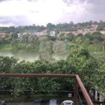 Apartamento em Bragança Paulista com 1 suíte, cozinha americana, varanda, 1 vaga garagem, área lazer com piscina e salão de festas