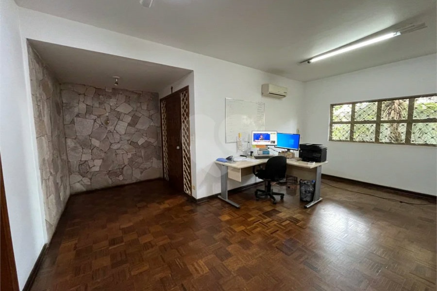 Casa Térrea c/ 4 quartos Venda – Vila Monteiro (Localização Nobre)