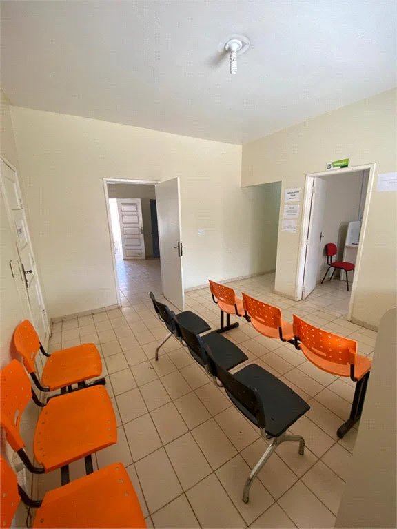 Casa à venda com 5 quartos no Centro, Balsas, MA