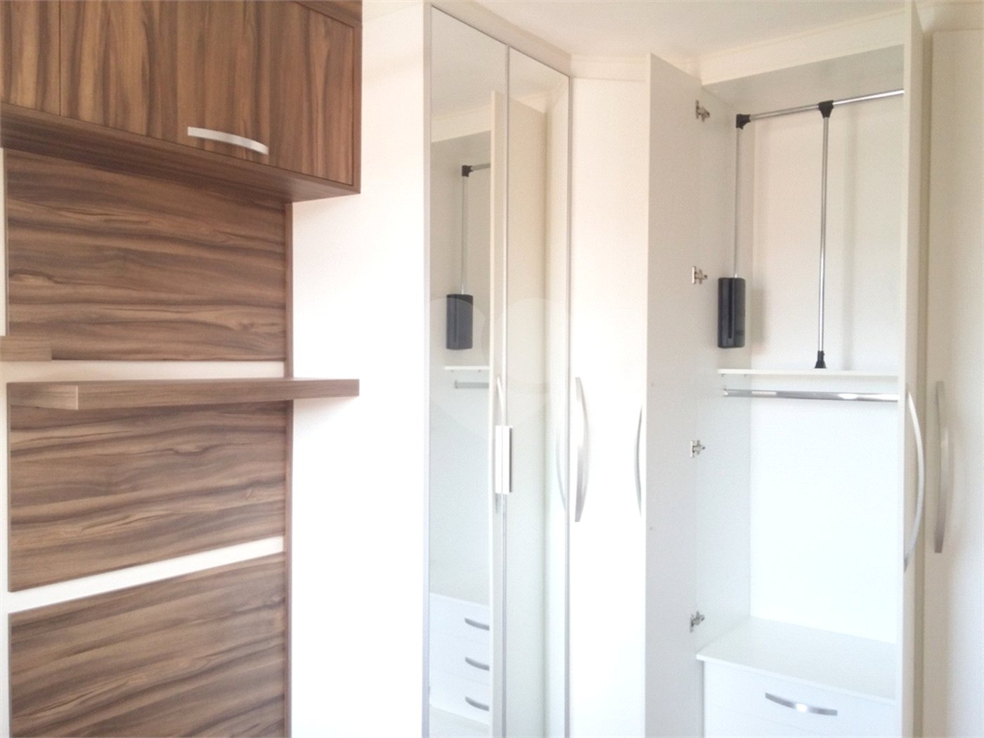 Apartamento no Condomínio Mont Vernon