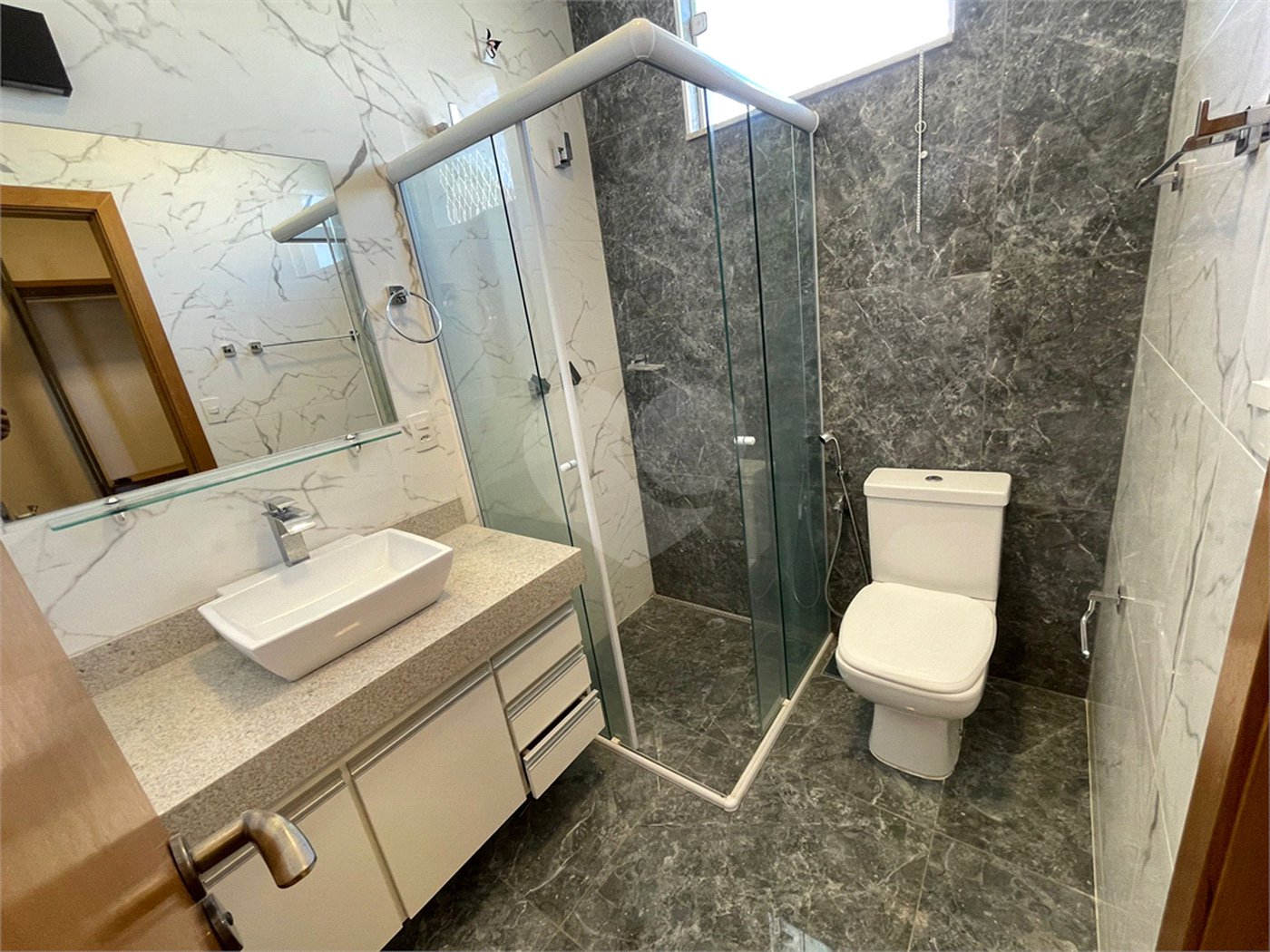 Casa Térrea à Venda no Parque Faber III – Conforto e Elegância
