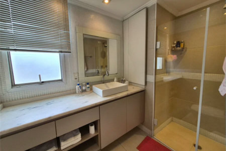 Apartamento à venda com 2 quartos, sendo 1 suíte, em Vila Andrade, São Paulo, SP
