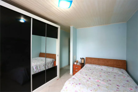 Sobrado à venda com 4 quartos, sendo 1 suíte,  em Vila Sônia, São Paulo, SP
