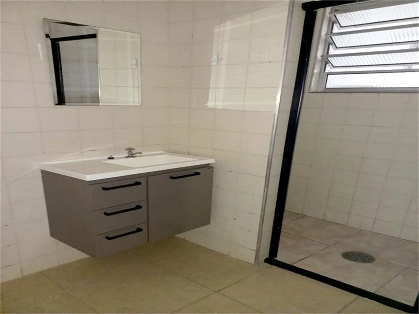 Apartamento à venda ou para alugar com 1 quarto em Pinheiros, São Paulo, SP