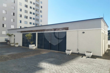 Pare de pagar aluguel! Apartamento com 2 dormitórios no Parque Industrial