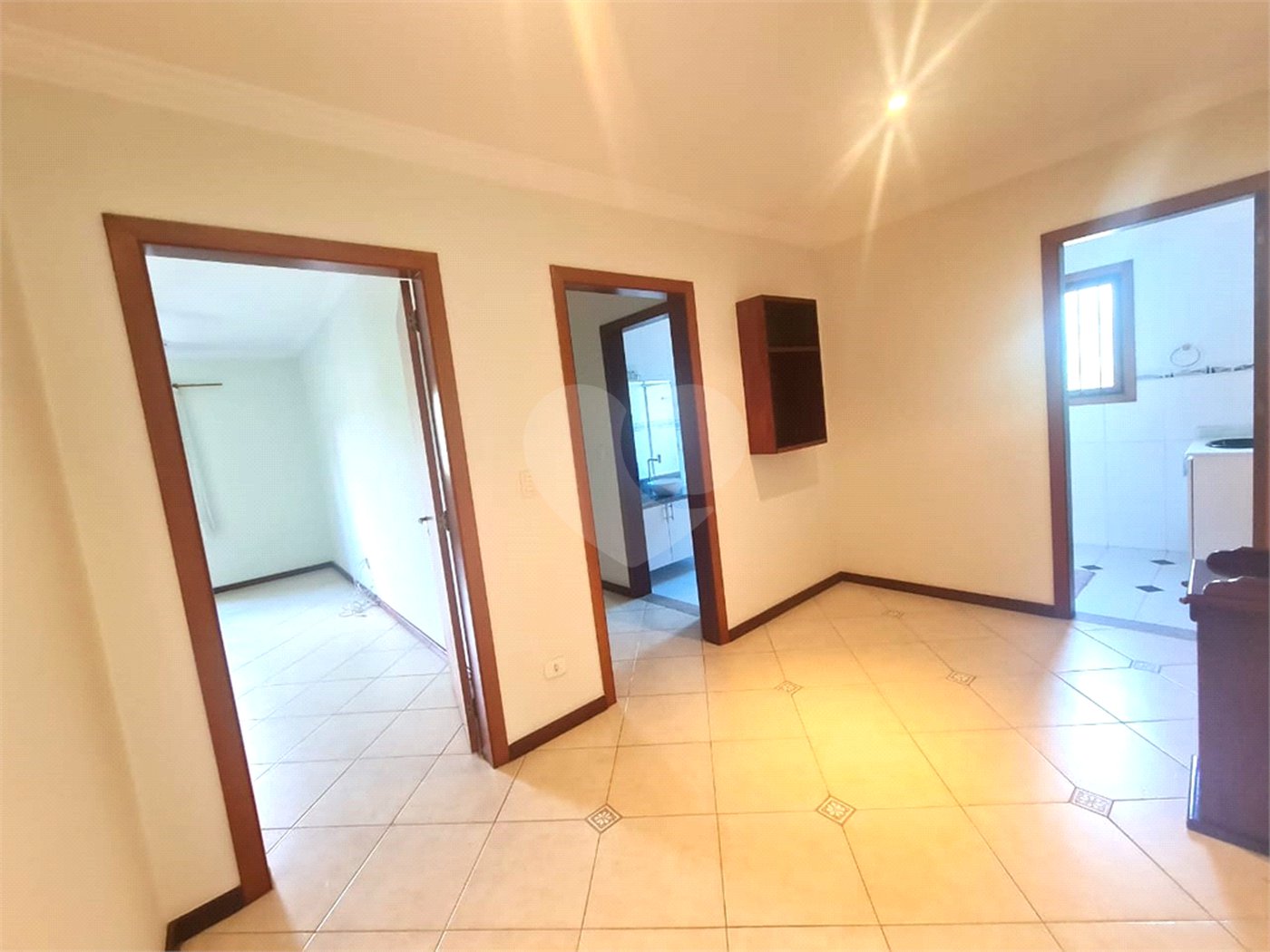Casa à venda com 3 suítes em Interlagos, São Paulo, SP
