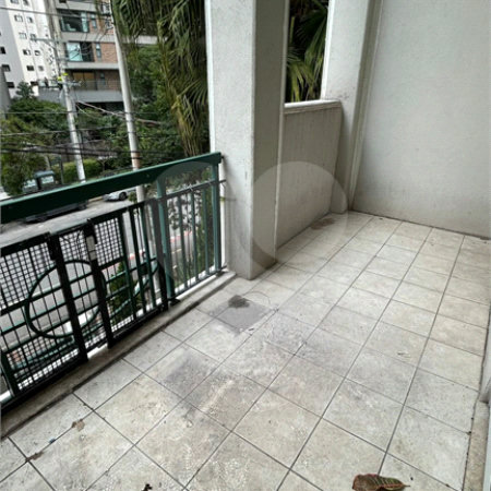 Apartamento duplex de 60m2 com 1 vaga na Vila Mariana