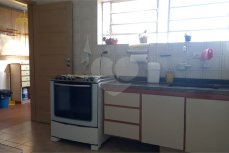 Sobrado à venda com 3 quartos, sendo 1 suíte, em Jabaquara, São Paulo, SP