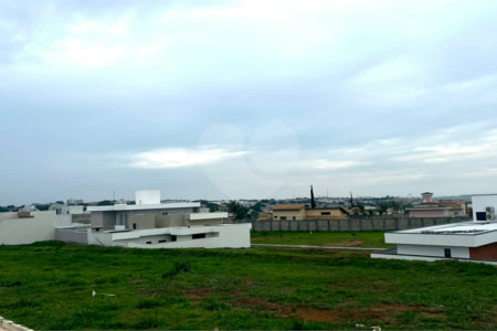 Terreno a venda no Condomínio Monte das Araucárias