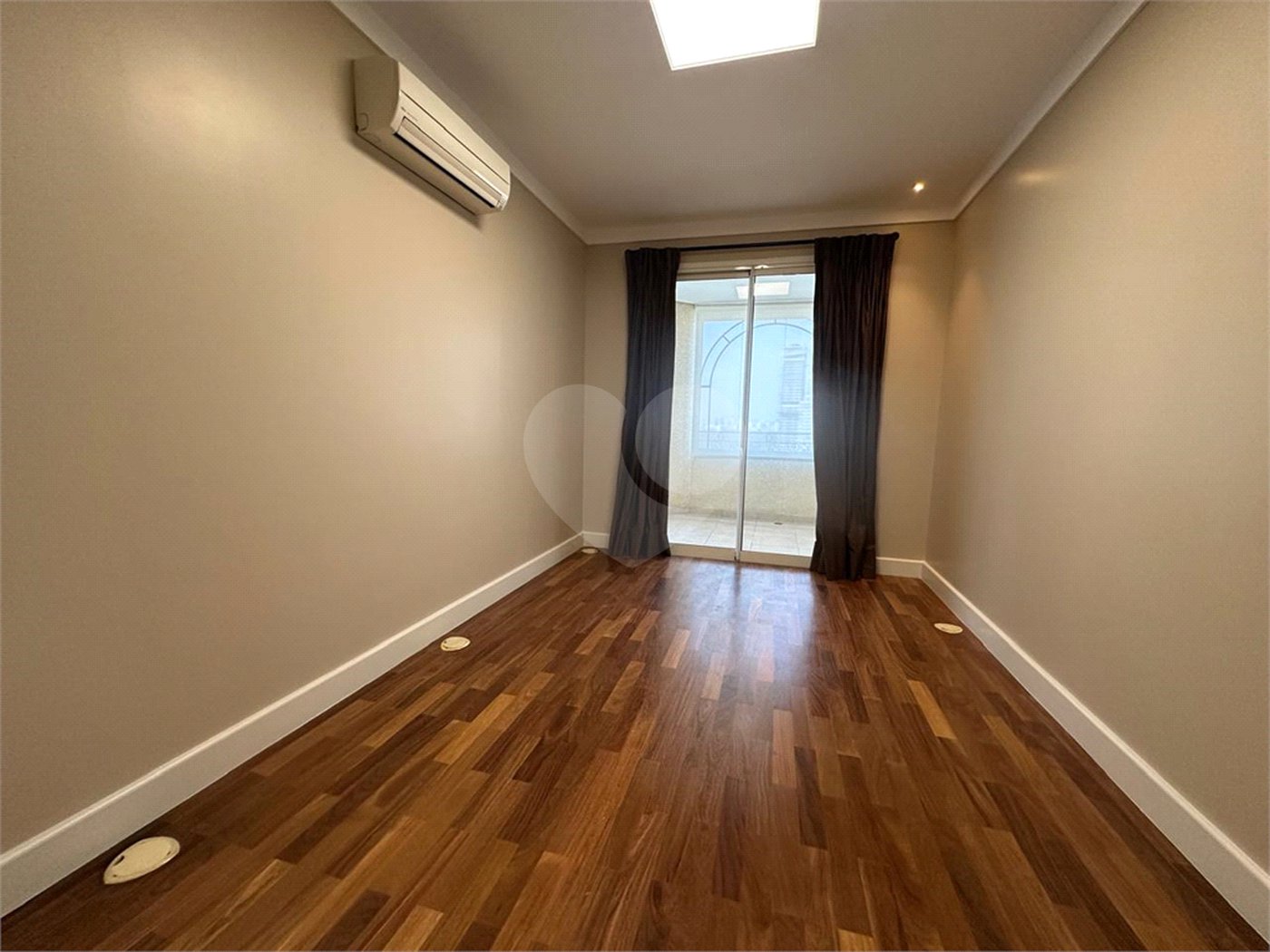 Apartamento para alugar com 4 suítes em Jardim Fonte do Morumbi, São Paulo, SP