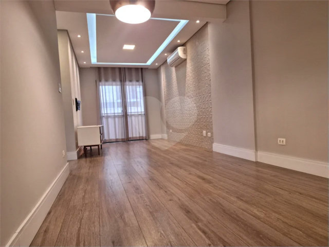 Apartamento à venda com 2 quartos, sendo 1 suíte,  em Santana, São Paulo, SP