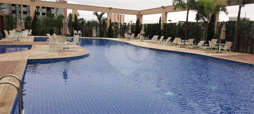 Apartamento à Venda no Campo Belo com 123m², 2 Suítes, Churrasqueira e 2 Vagas