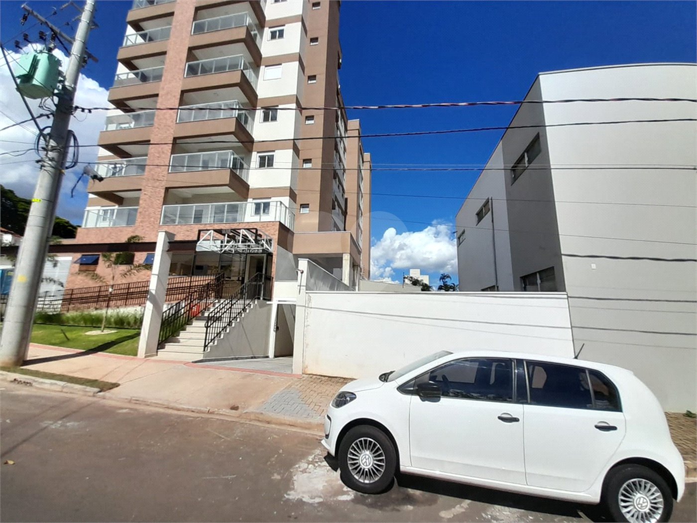 Excelente oportunidade de apartamento à venda no Edifício Monet