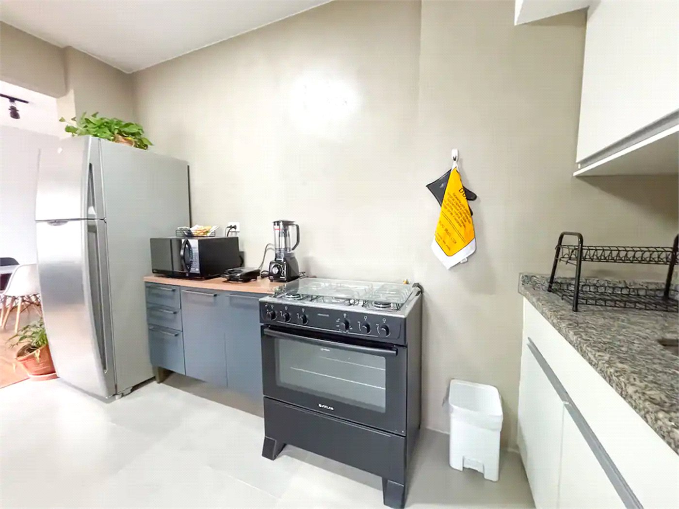 Apartamento de 80m² a venda e locação em Moema - 02 dorm, 02 Banheiros 01 Vaga