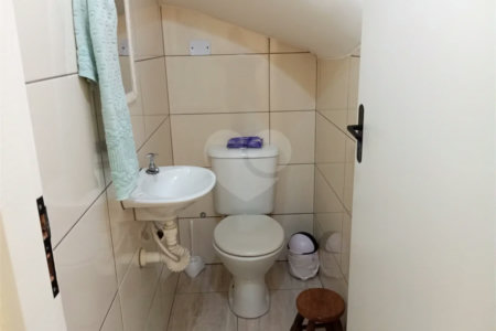 Terreno á venda com 2 casas na Vila Rosália, Guarulhos, SP.