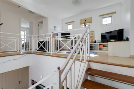 Casa à venda com 4 quartos, sendo 2 suítes, no condomínio Villa Franz Schubert, São Paulo - SP
