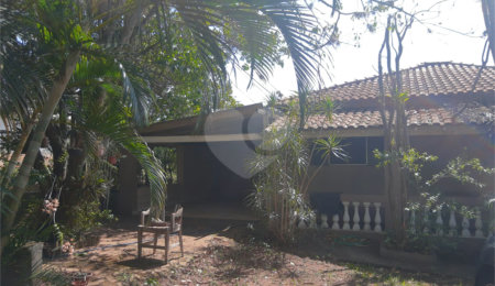 Chácara à venda com 2 quartos em Chácara Leila, São Carlos, SP