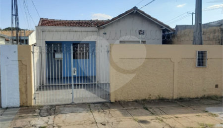 Casa à venda com 3 quartos, sendo 1 suíte,  em Vila Boa Vista, São Carlos, SP