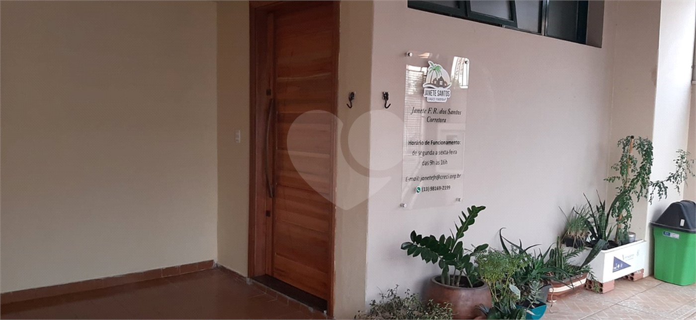 Casa espaçosa com 3 quartos e suíte em excelente bairro residencial!