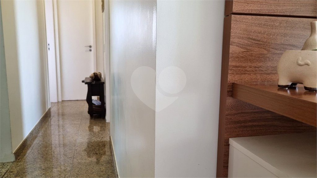 Apartamento à venda com 3 quartos, sendo 1 suíte, em Jardim Marajoara, São Paulo, SP