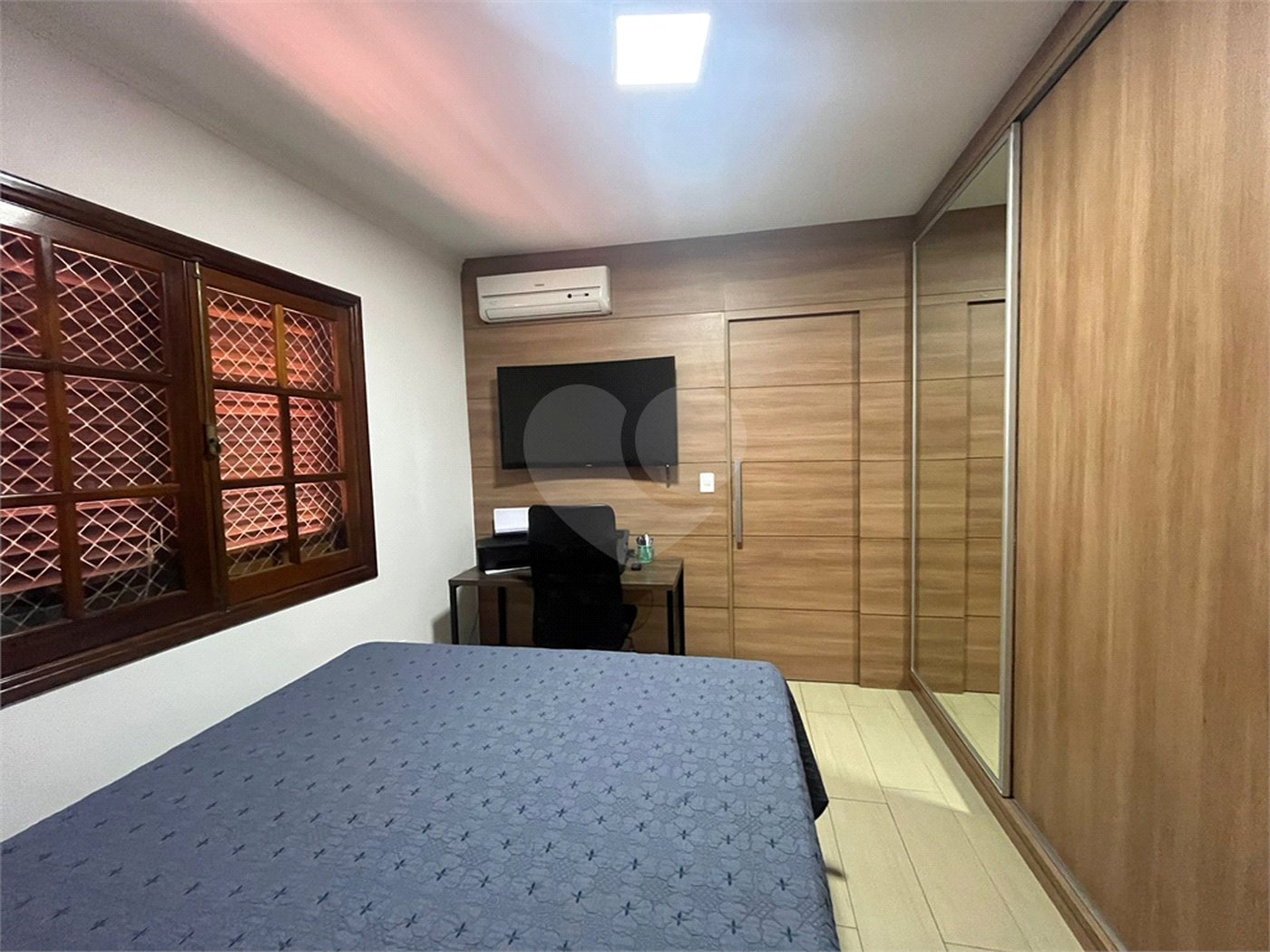 Sobrado a venda com 3 dormitórios sendo 3 suítes e 2 vagas nas Palmas do Tremembé