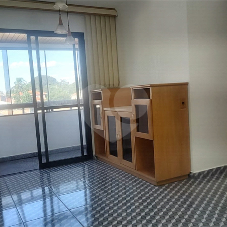 Apartamento à venda com 3 dormitórios no Condominio Edificio Brasilia