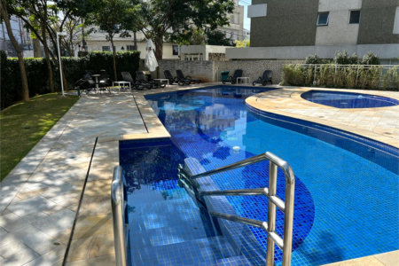 APARTAMENTO NA VILA MARIANA