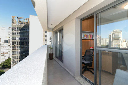 Apartamento de 68m² com 2 Quartos (1 Suíte) e 1 Vaga no Condomínio Downtown - República