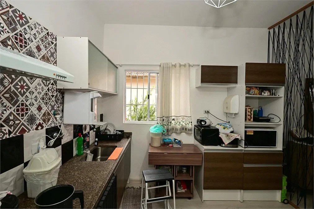 Casa à venda com 6 quartos, sendo 1 suíte,  em Vila Sônia, São Paulo, SP