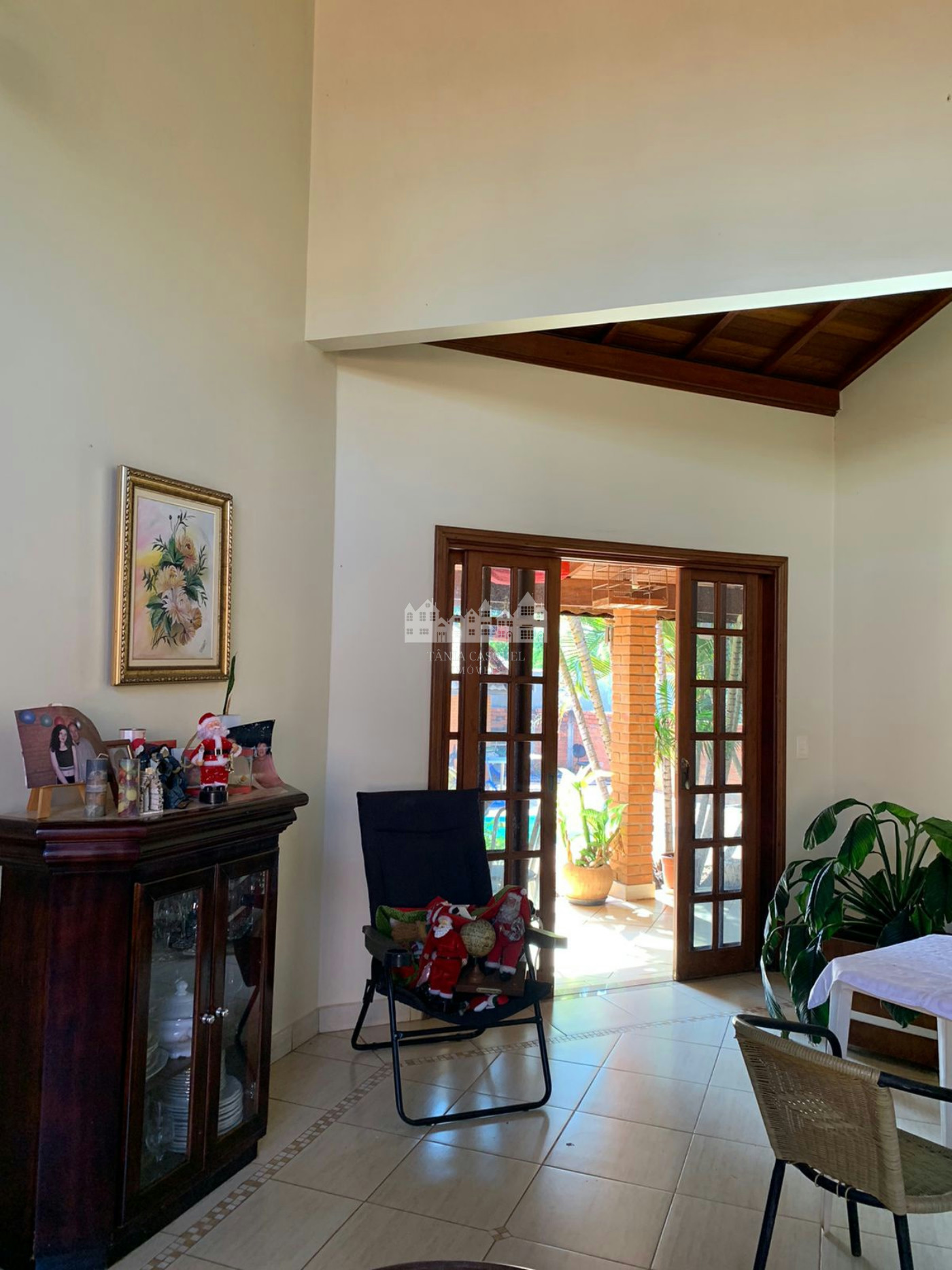Casa à venda em Aparecida de São Manuel, São Manuel – SP, com projeto que valoriza conforto, iluminação natural e áreas de convivência.