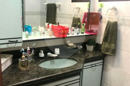 Apartamento · 125m² · 3 quartos · 2 vagas