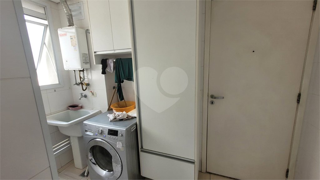 Apartamento à venda com 2 quartos, sendo 1 suíte, em Morumbi, São Paulo, SP