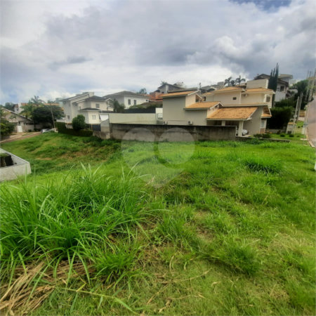 Lindo terreno a venda no condomínio Villaggio Capriccio