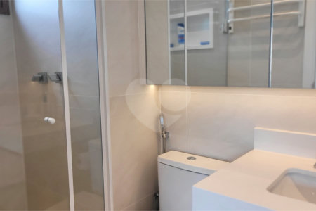 Studio sofisticado, totalmente mobiliado e pronto para morar