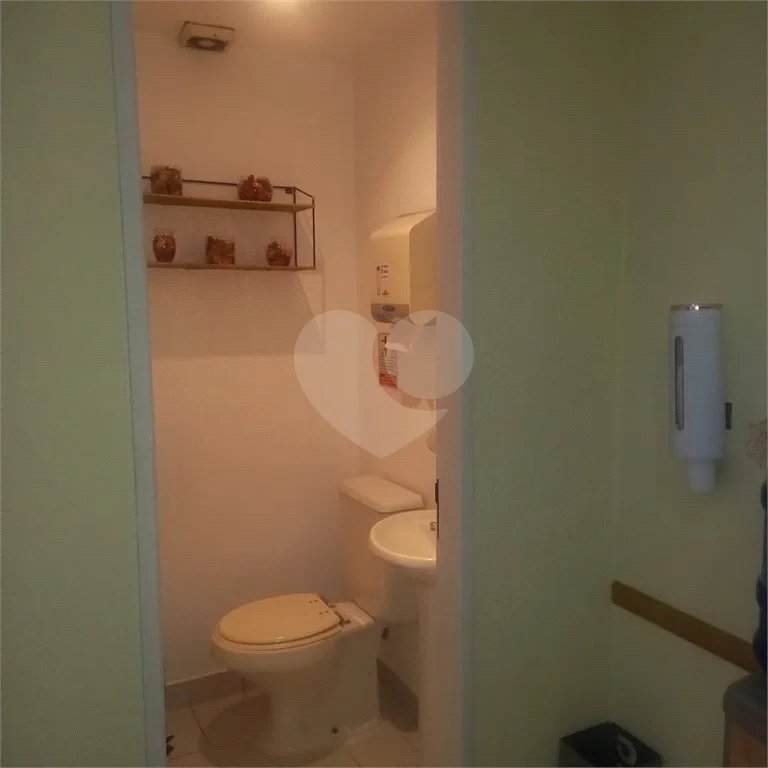 Sala Comercial em Vila Mariana com 39m²