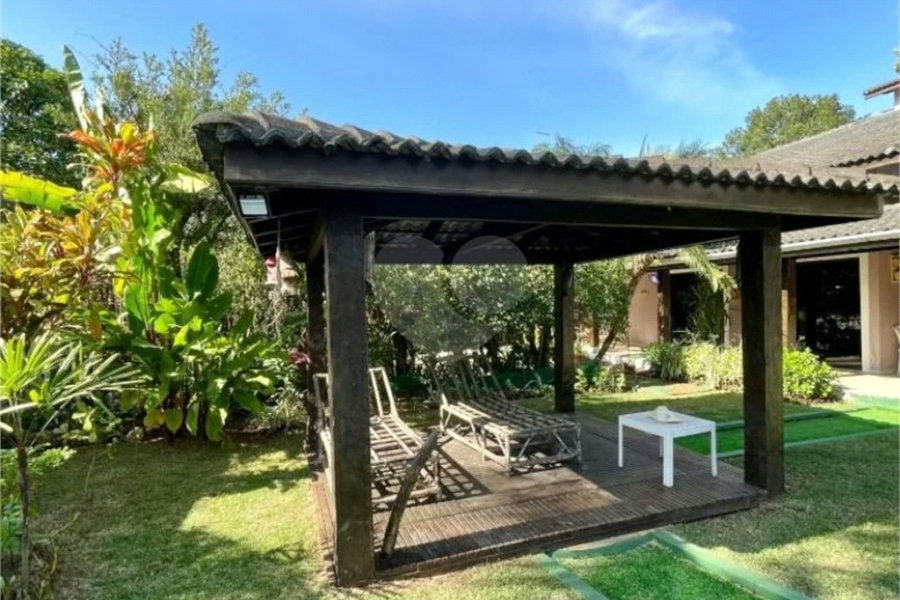 Casa à venda com 4 quartos, sendo 2 suítes, em Riviera de São Lourenço, Bertioga, SP