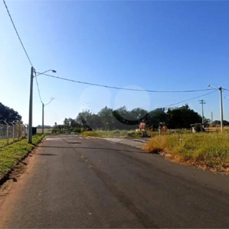 Lote para venda no Jardim dos Ipês no distrito de Água Vermelha/SP.