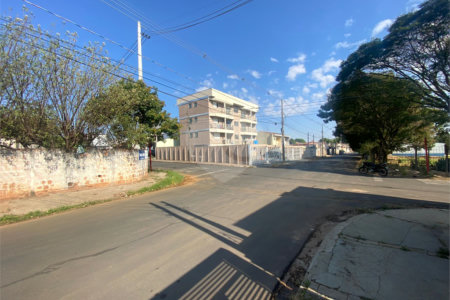 Terreno com 150,00 m² de área .