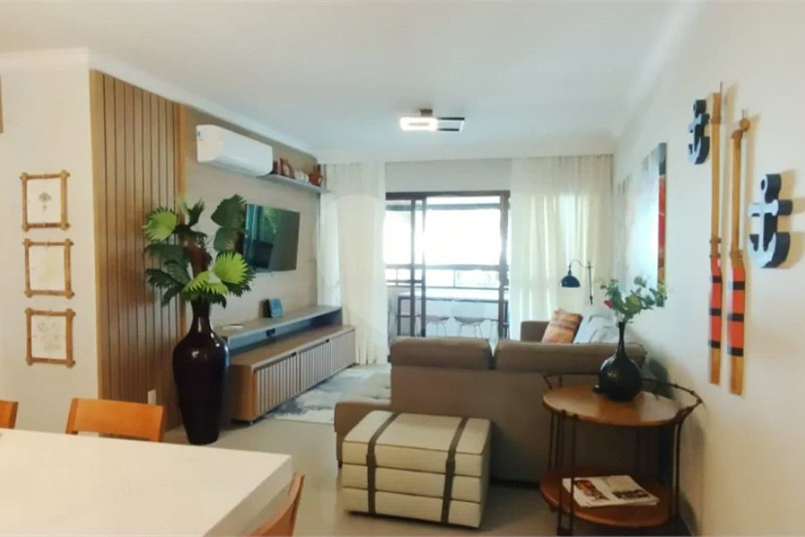 Apartamento à venda com 4 quartos, sendo 1 suíte,  em Riviera de São Lourenço, Bertioga, SP